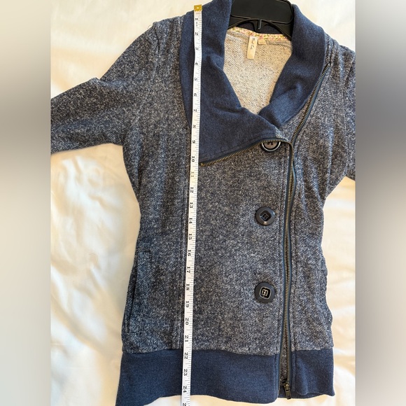 Mind Code Blue Sweater Jacket - Picture 7 of 8